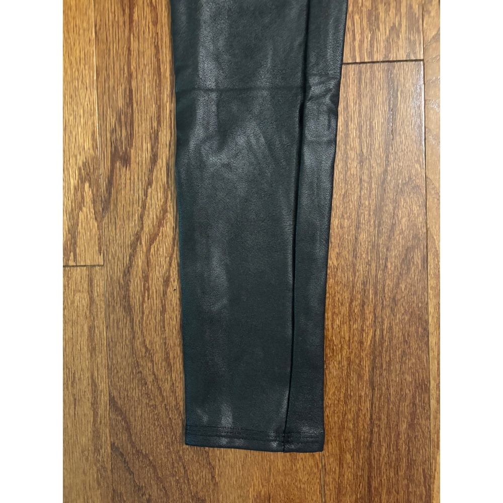 Spanx Foux Leather Leggings Size Medium - Picture 2 of 7